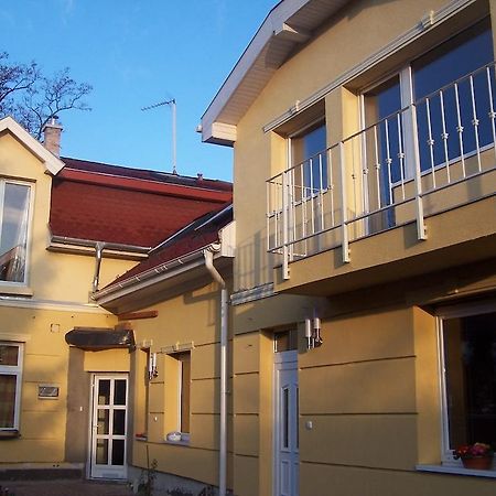 Akacia Apartment - Free Inside Parking, 2 Bedrooms, Garden, Next To Centre Будапеща Екстериор снимка
