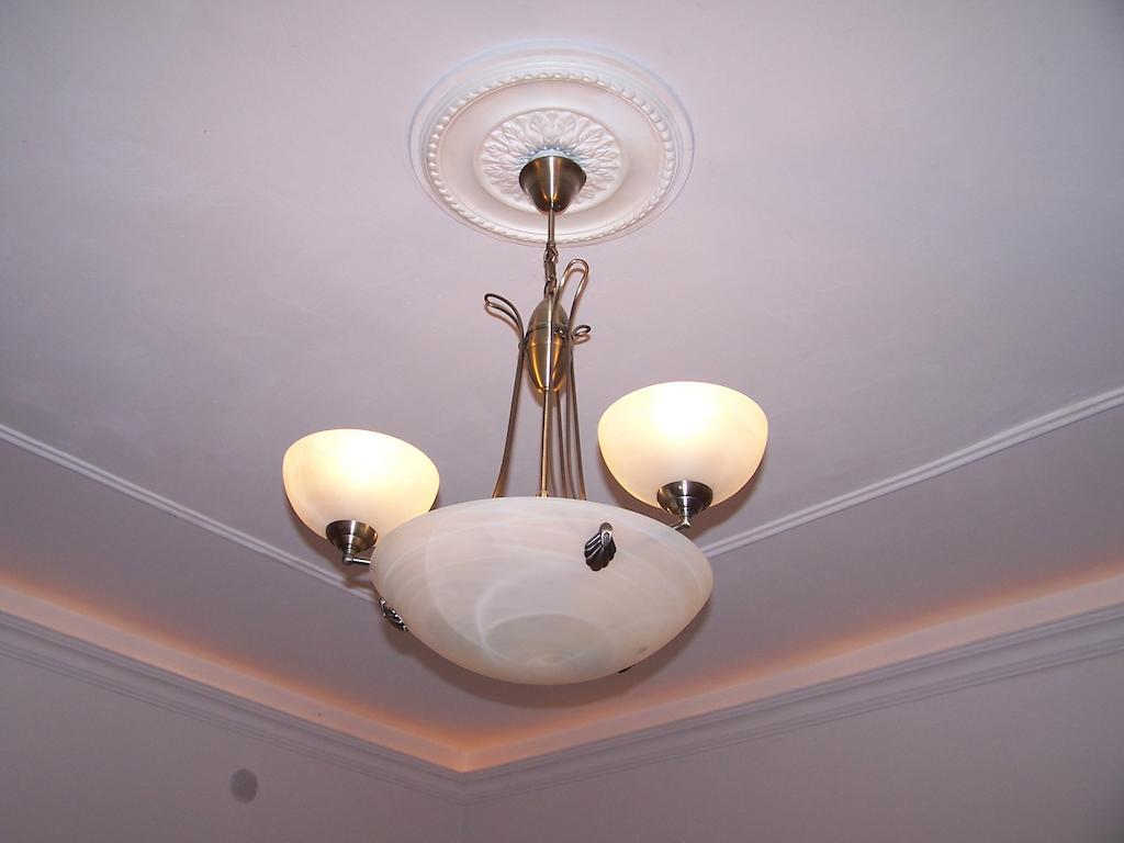 Akacia Apartment - Free Inside Parking, 2 Bedrooms, Garden, Next To Centre Будапеща Стая снимка